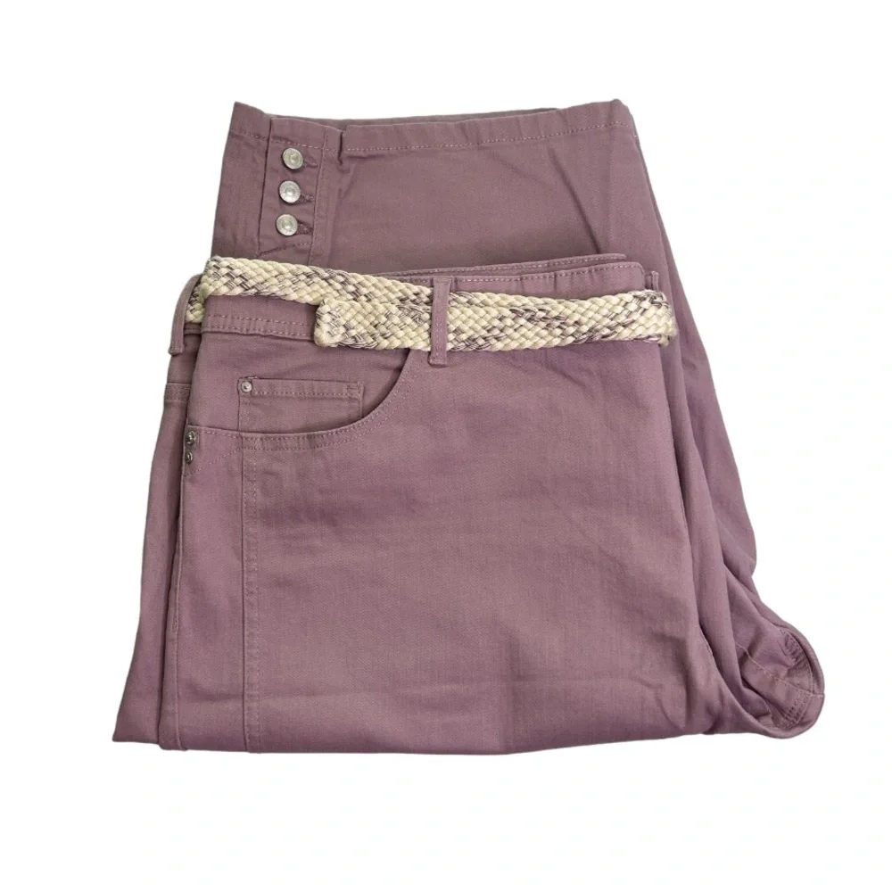 Gloria Vanderbilt Capri Pants - Picture 10 of 15